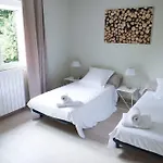 Aloa Apartment *